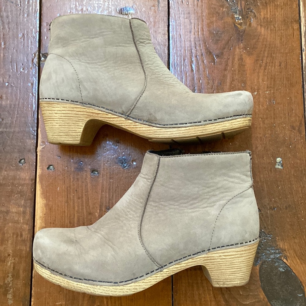 Sansom Maria Clog Booties 41 / 10.5 Taupe